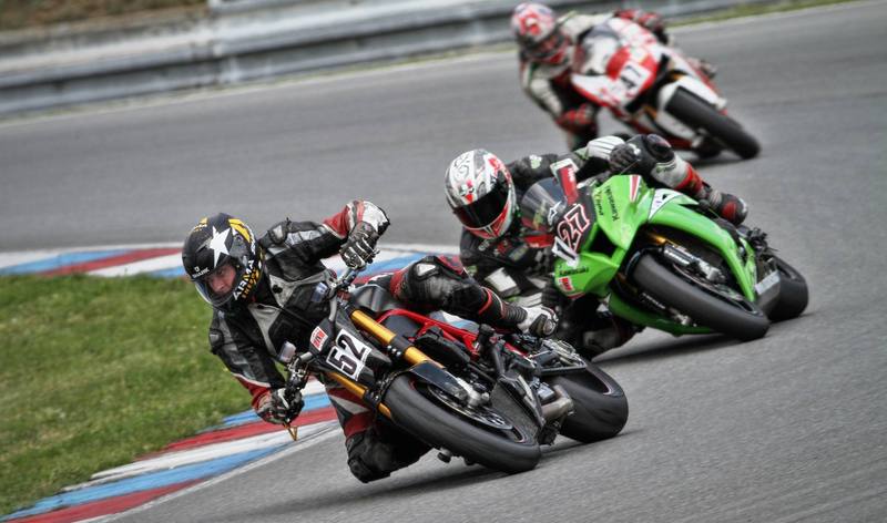 Voľné jazdy a preteky na Automotodrome Brno