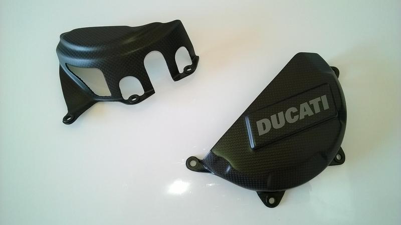 Predám carbonové kryty na Ducati Panigale