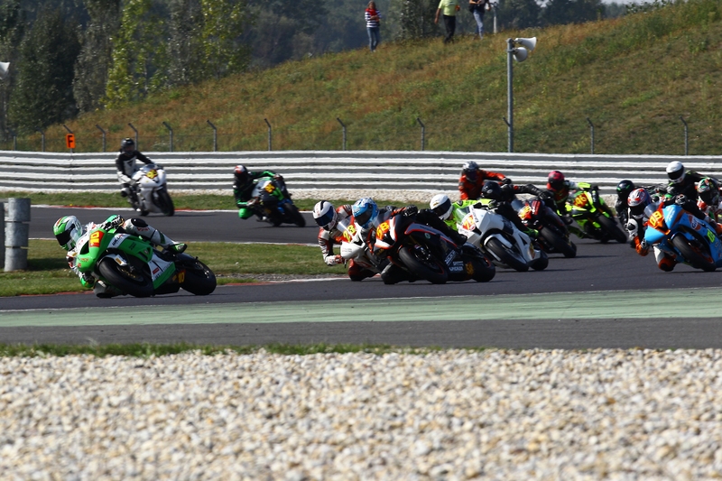 Na Slovakia Ringu cez víkend odštartuje šampionát MOTOCh