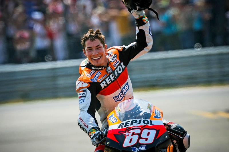 Nicky Hayden podľahol zraneniam z dopravnej nehody