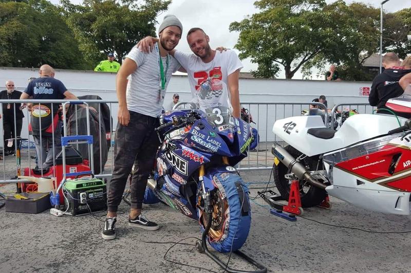 Laki Sloboda na Manx GP: Prvý tréning