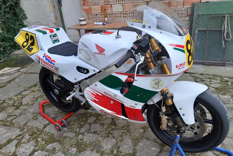 Prodej Honda vfr 400