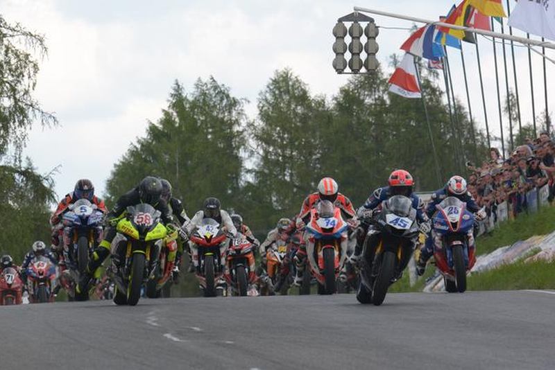 300 zatáček Gustava Havla až v srpnu