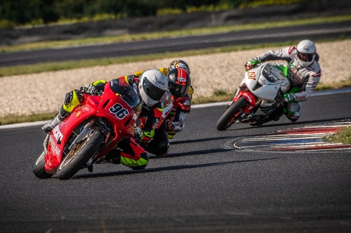 SLOVAKIA RING: Týždeň plný jázd na okruhu a na motokárach