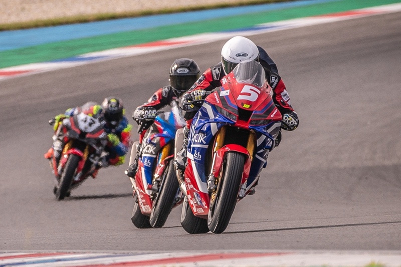 SLOVAKIA RING: jazdy na okruhu a 24H preteky motokár ťahákom týždňa