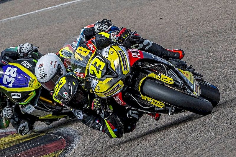 O víkendu seriál EURO MOTO v Brně: Místní hrdinové jedou na plný plyn