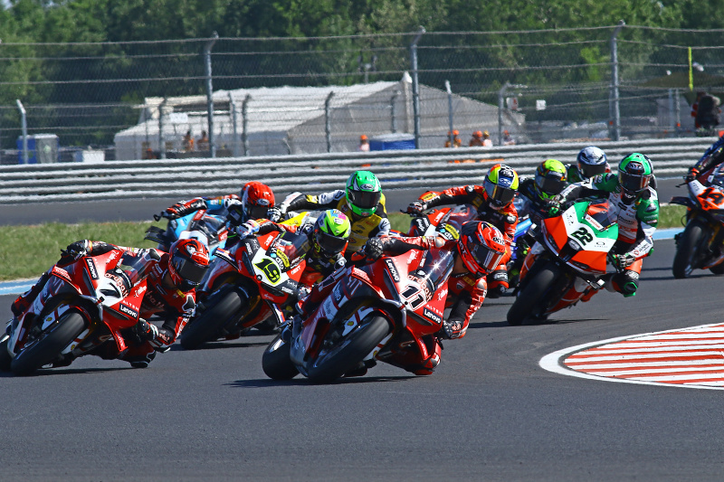 Galéria: World Superbike Balaton Park od Jana Štukla