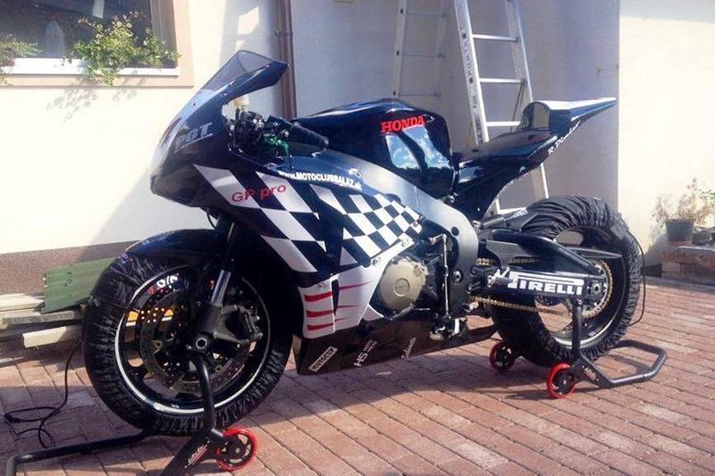Predám Hondu CBR 1000 RR